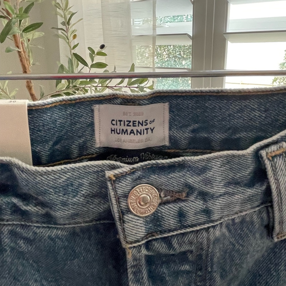 Citizens Of Humanity Light Blue Denim Jean Shorts - Picture 6 of 12